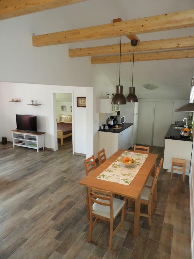 Apartment Thea Pula Exterior photo